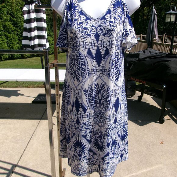 NWOT MSK CUTE BLUE^WHITE COLD SHOUDER DRESS S - Picture 1 of 1